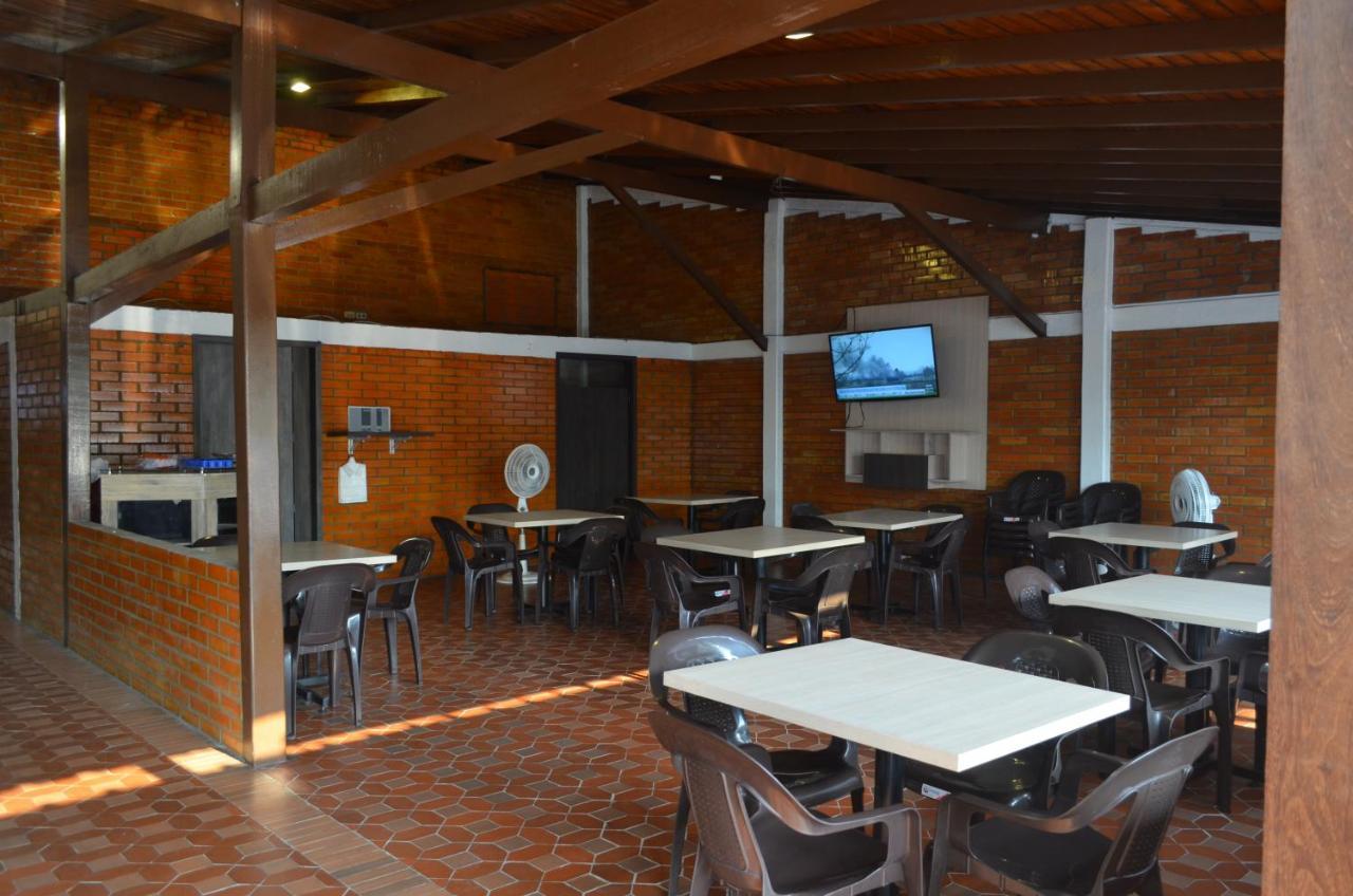 Hotel Balcon Llanero Кукута Экстерьер фото