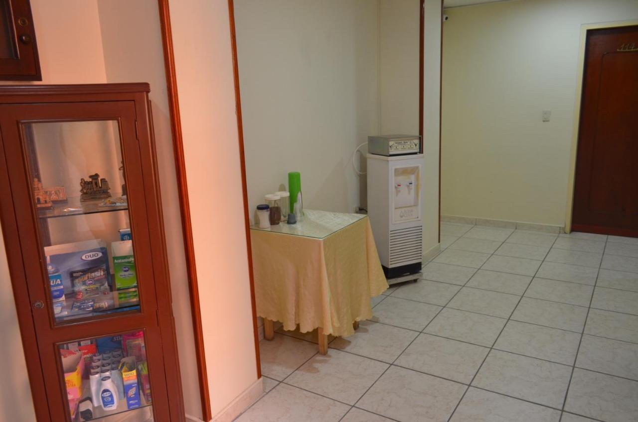 Hotel Balcon Llanero Кукута Экстерьер фото