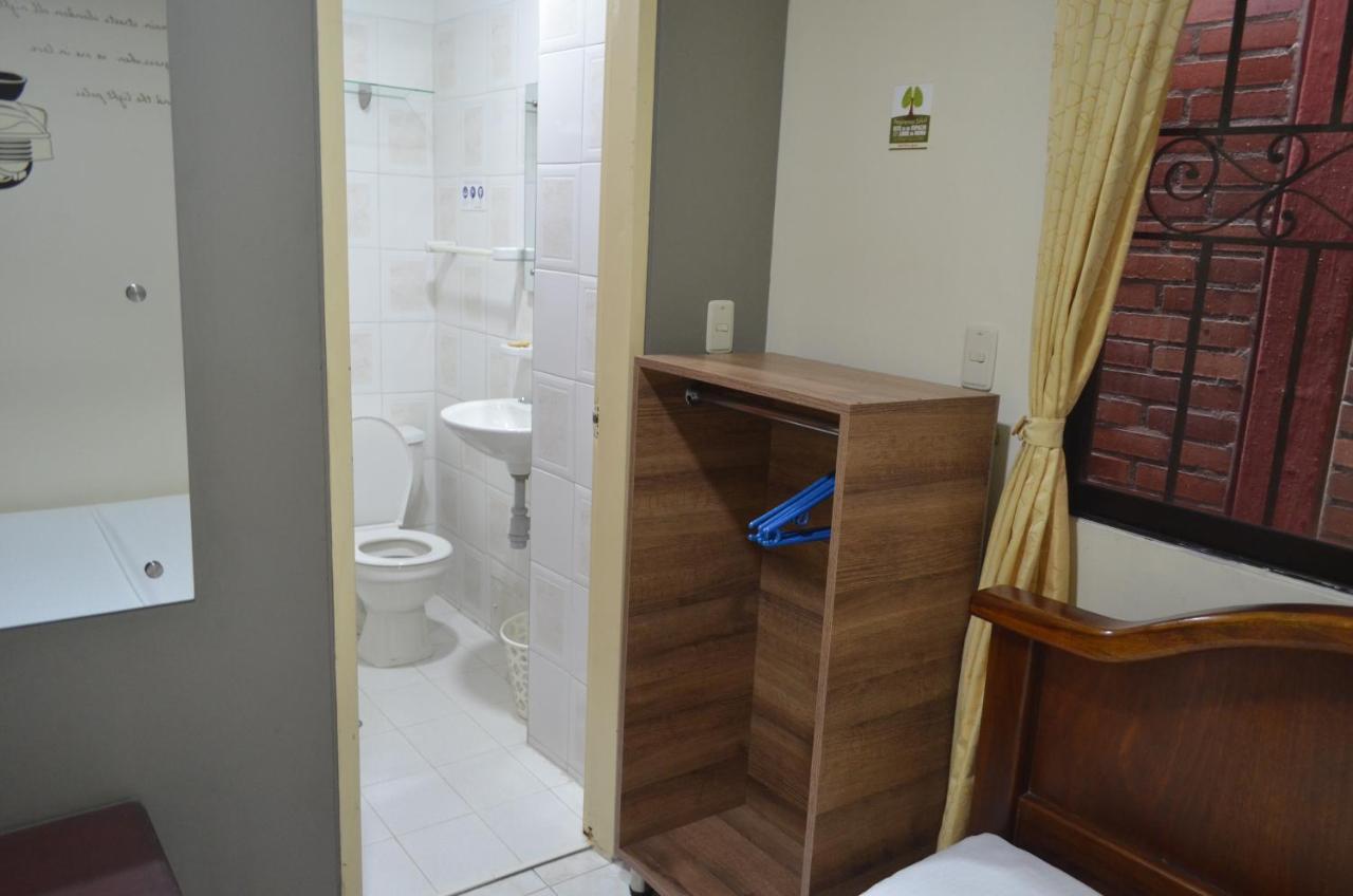 Hotel Balcon Llanero Кукута Экстерьер фото