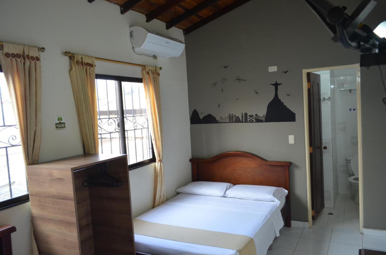 Hotel Balcon Llanero Кукута Экстерьер фото